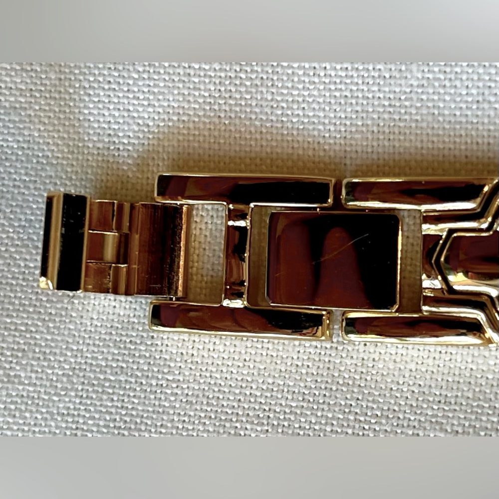 Anne Klein II Gold Quartz Women's Watch - Picture 13 of 16